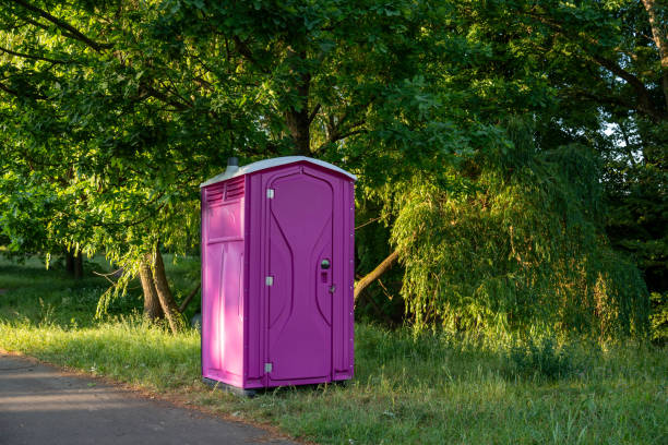Best Portable bathroom rental  in Wichita, KS